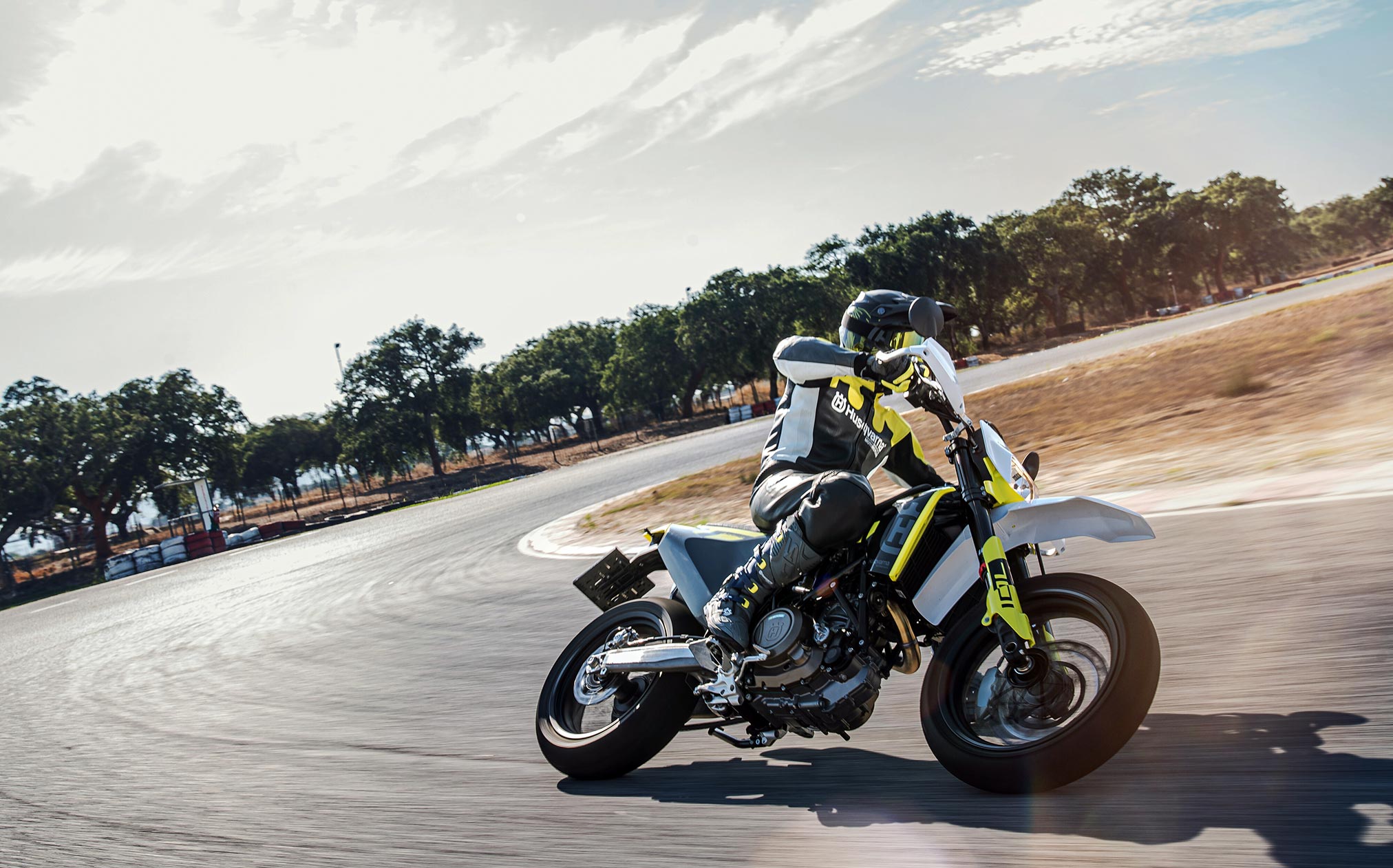 2020 Husqvarna 701 Supermoto Review - Cycle News