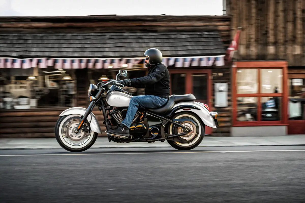 2024 Kawasaki Vulcan 900 Classic
