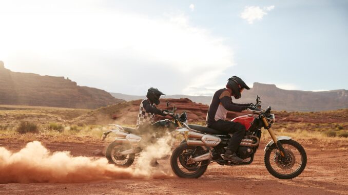 2024-Triumph-Scrambler-1200-XE7 2024 Triumph Scrambler 1200XE