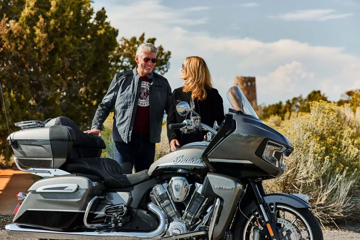 2024 Indian Pursuit Limited with PowerBand Audio Package