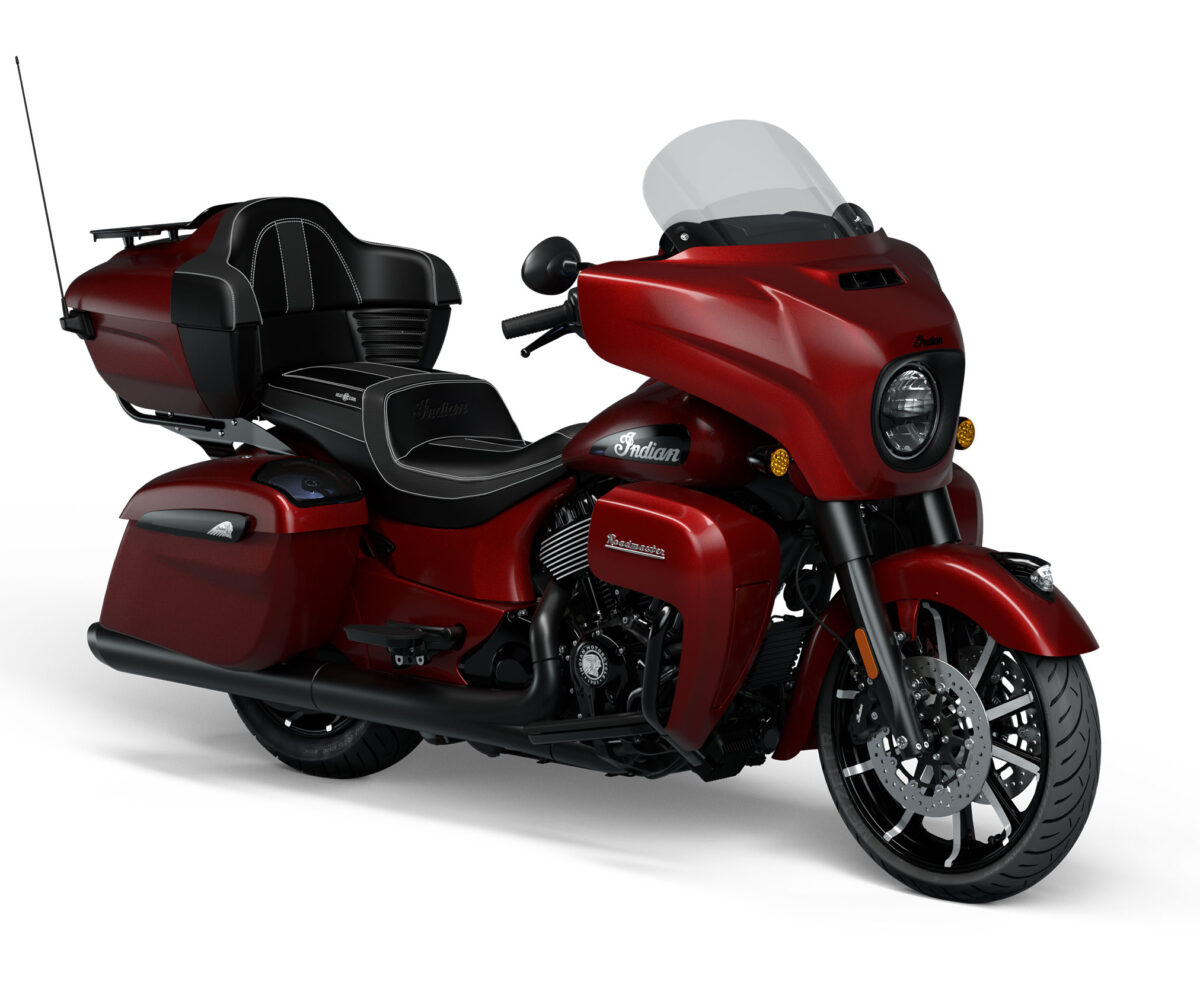 2024 Indian Roadmaster Dark Horse with PowerBand Audio Package