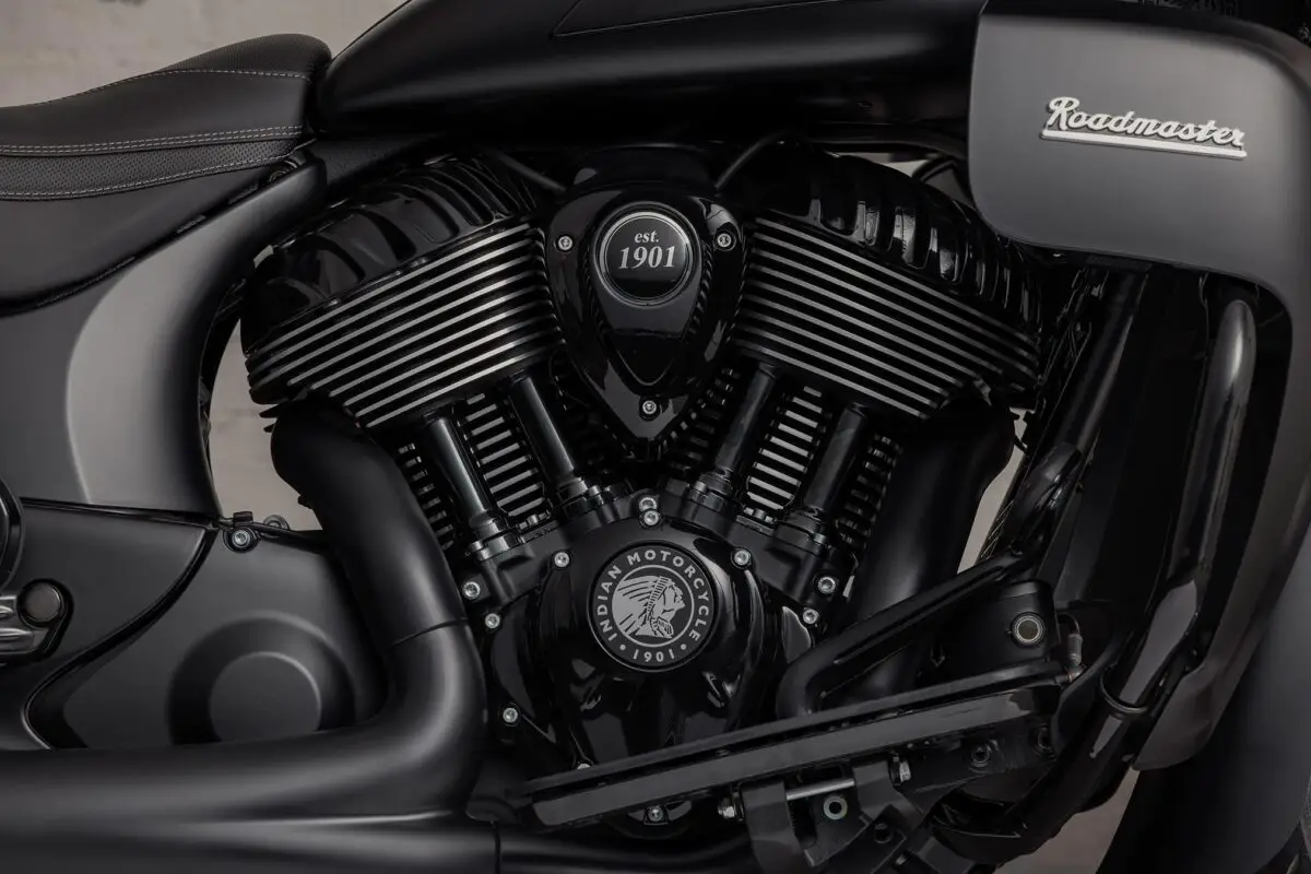 2024 Indian Roadmaster Dark Horse with PowerBand Audio Package