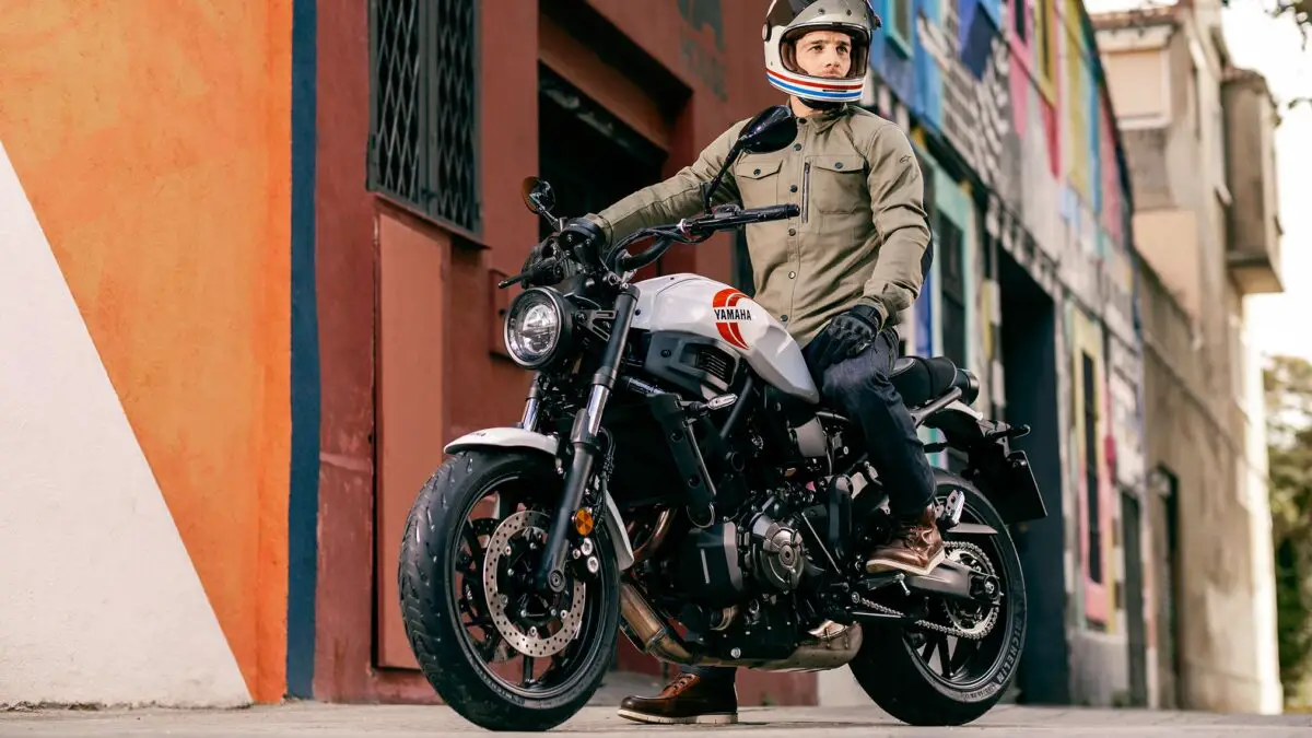 2024 Yamaha XSR700
