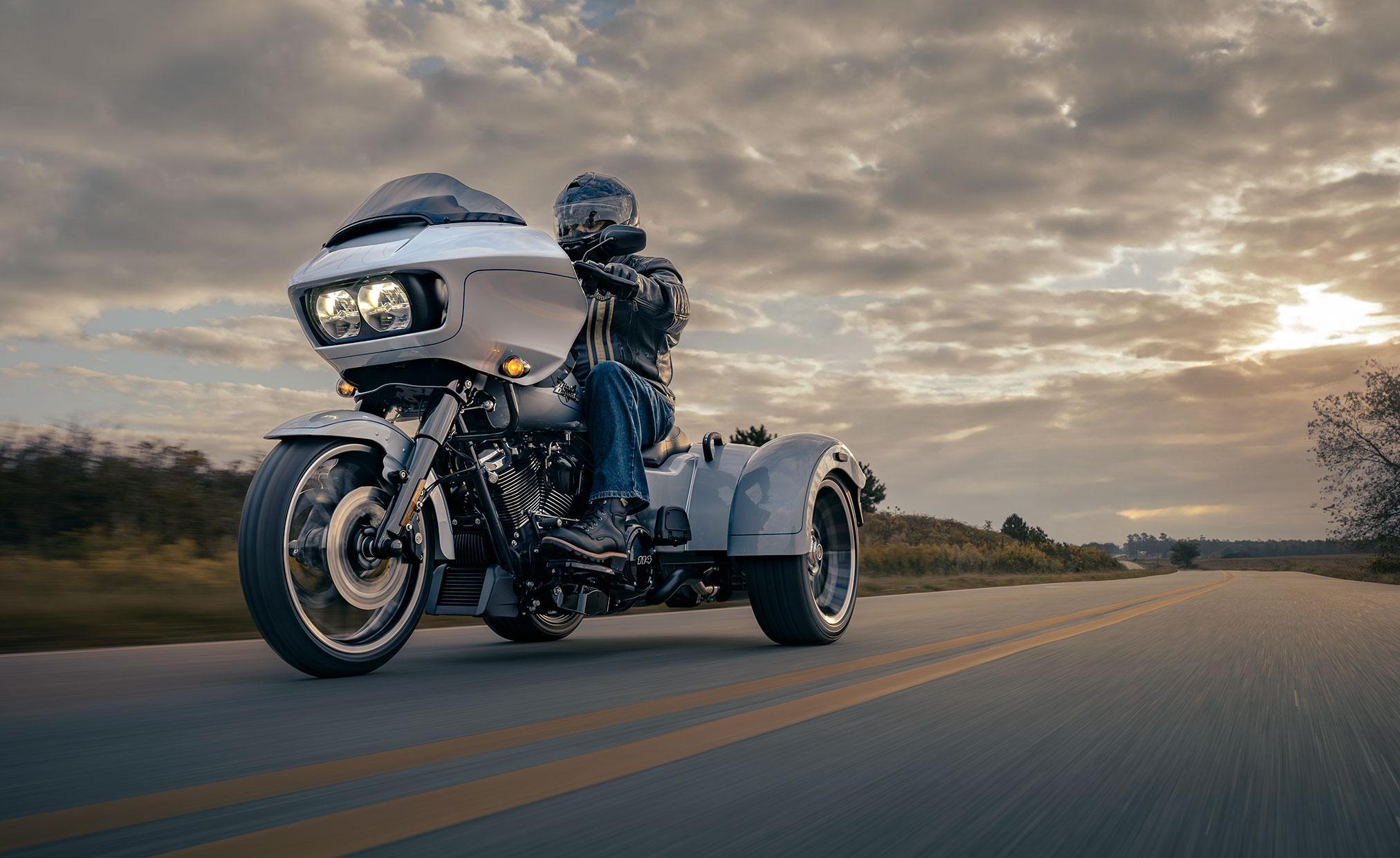 2024 HarleyDavidson Road Glide 3 Guide • Total Motorcycle