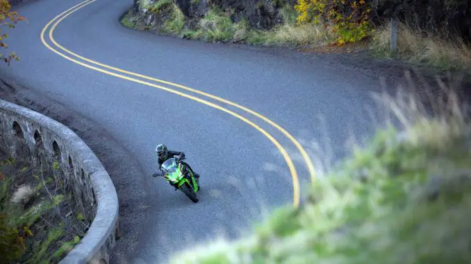2024-Kawasaki-Ninja-500-KRT-Edition1 2024 Kawasaki Ninja 500 KRT Edition ABS