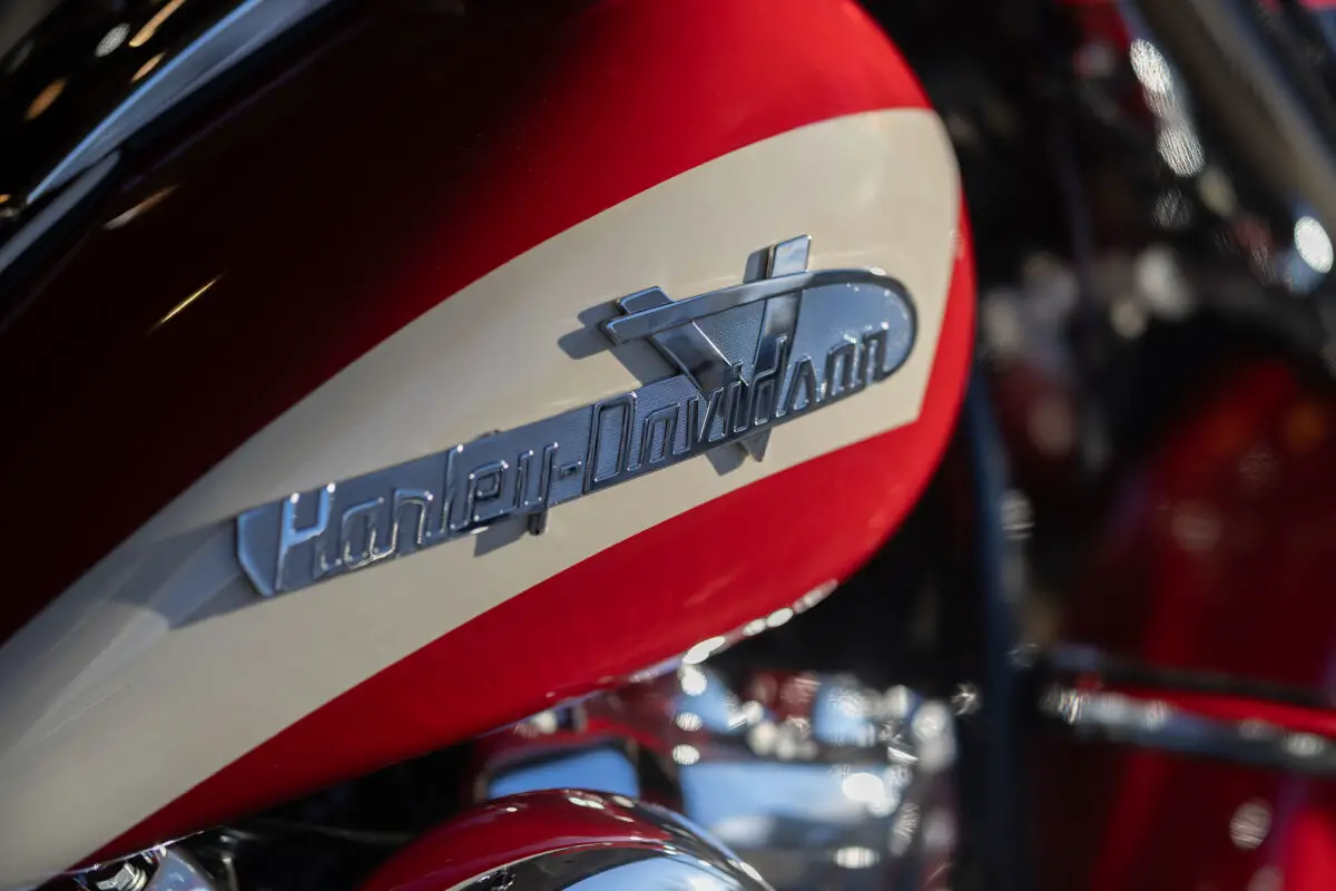 2024 Harley-Davidson Hydra-Glide Revival