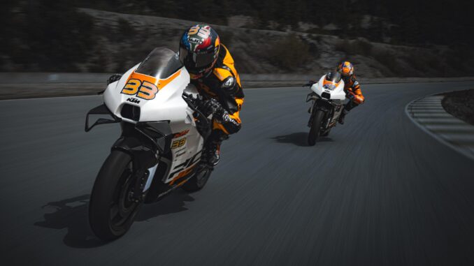 2024-KTM-RC8C6 2024 KTM RC8C