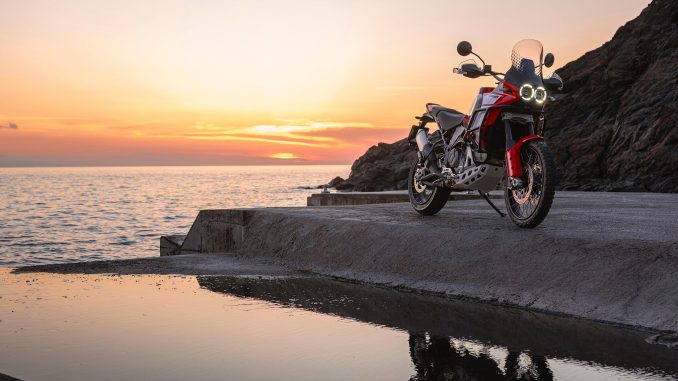 2025 Ducati DesertX Discovery