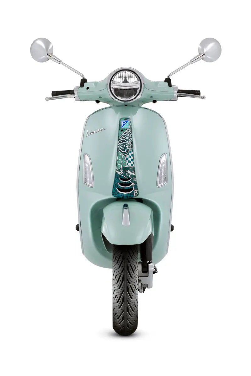 2025 Vespa Primavera Batik