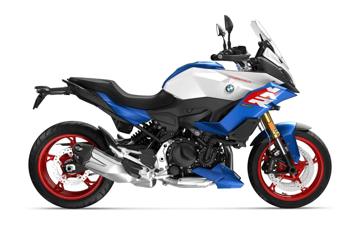 2025 BMW F900XR