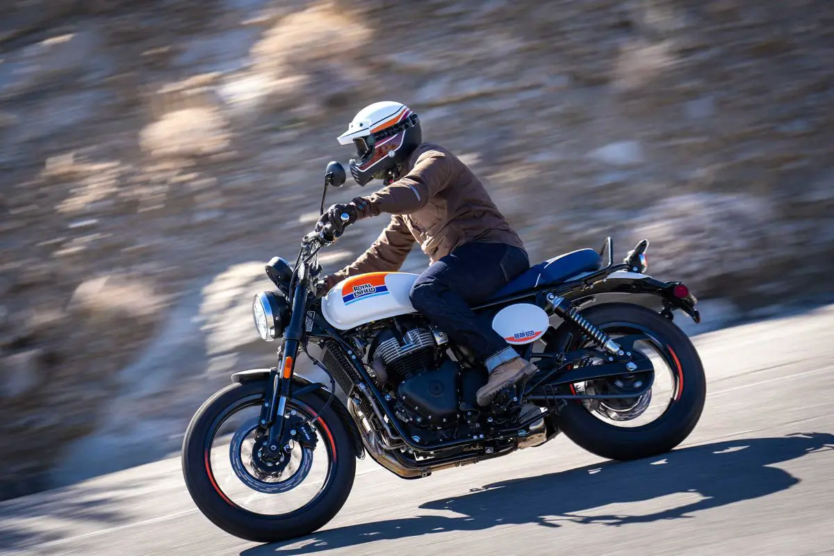 2025 Royal Enfield Bear 650