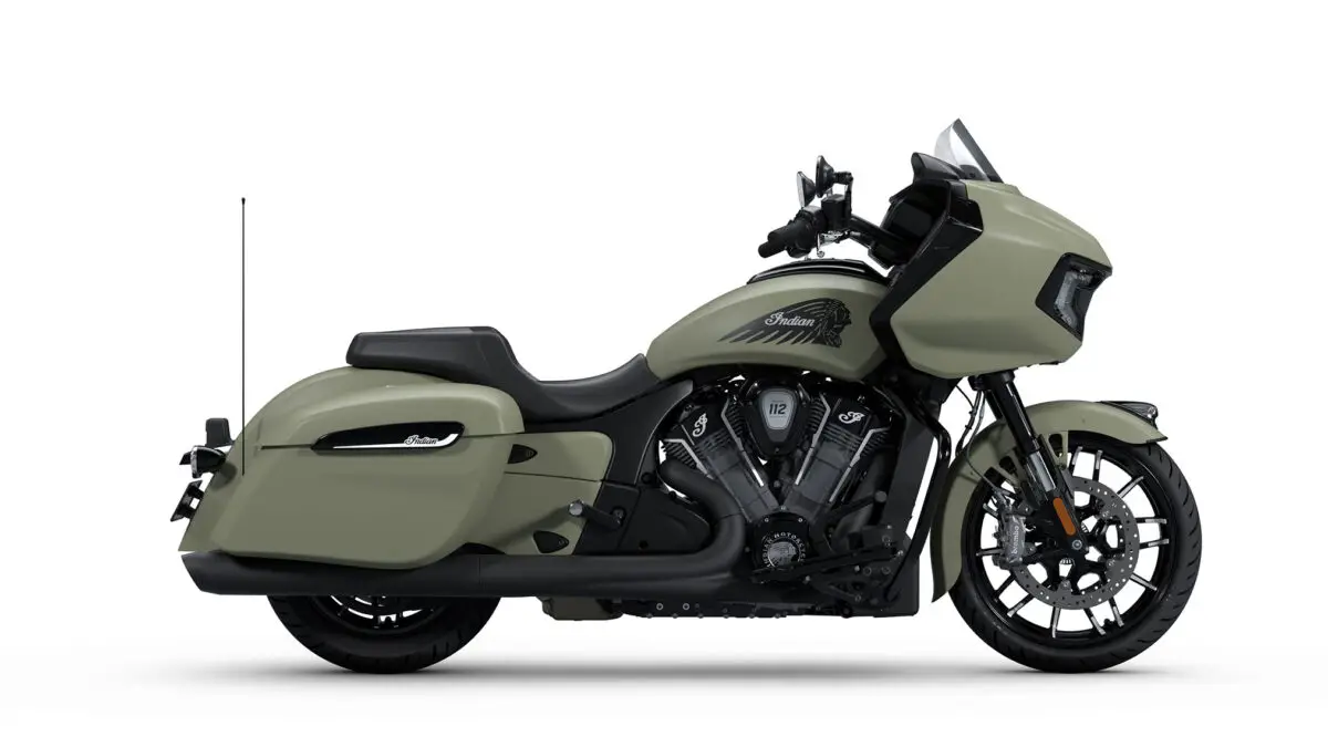 2025 Indian Challenger Dark Horse