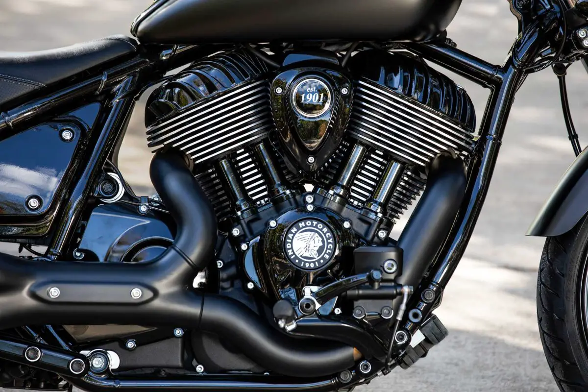 2025 Indian Chief Dark Horse
