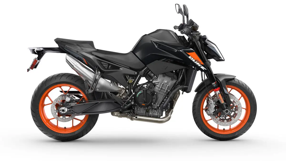 2025 KTM 790 Duke