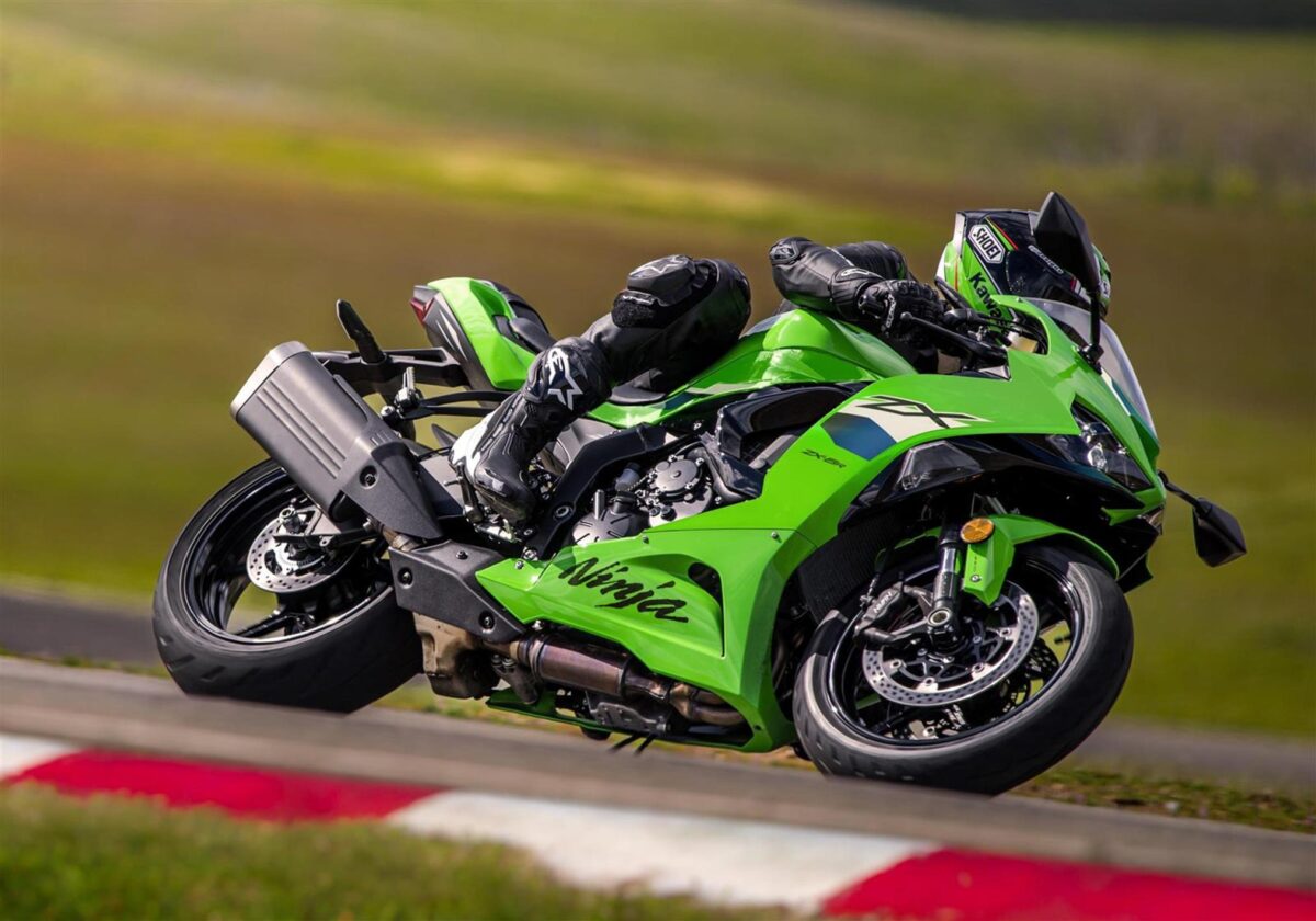 2026 Kawasaki Ninja ZX-6R ABS Review • Total Motorcycle