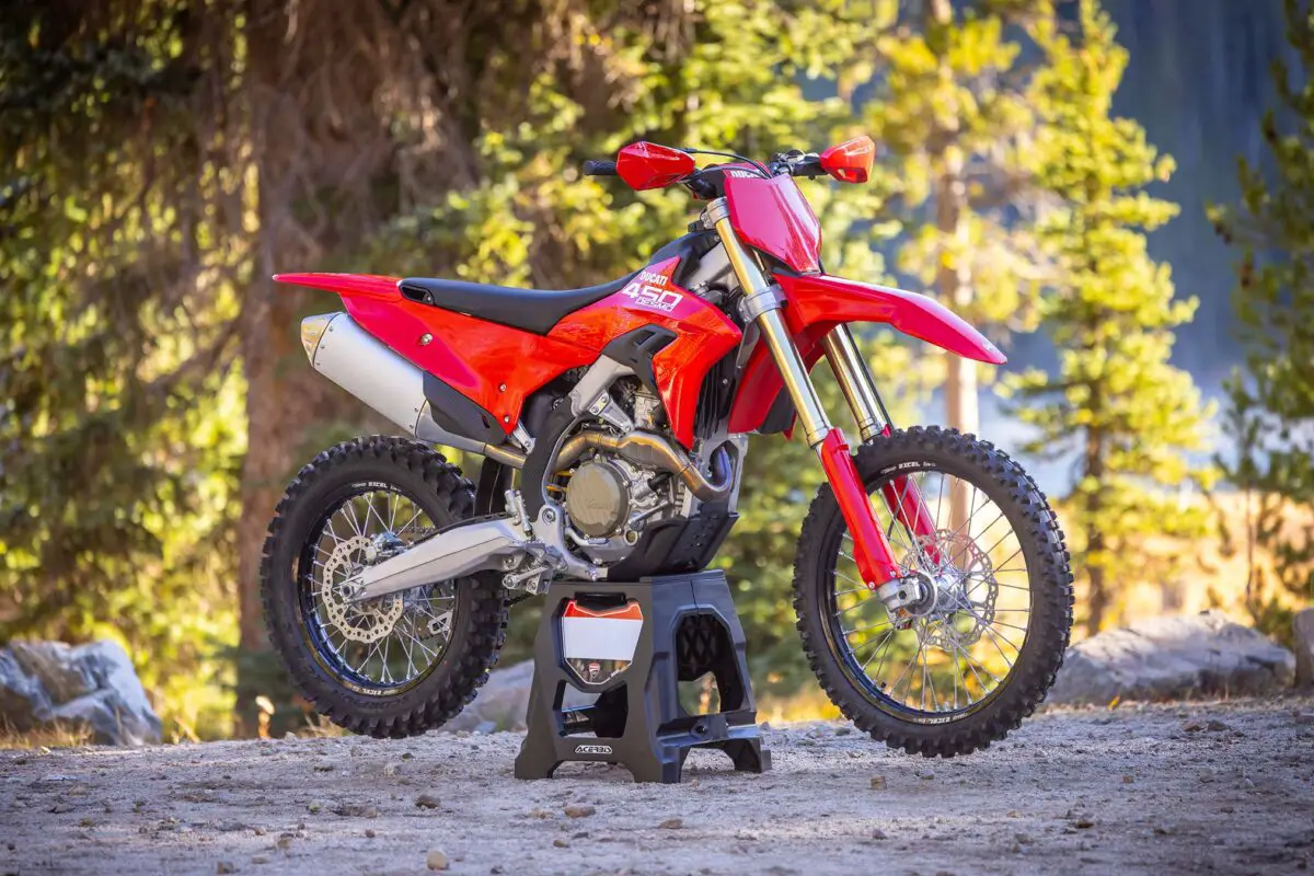 2026 Ducati Desmo450 EDX