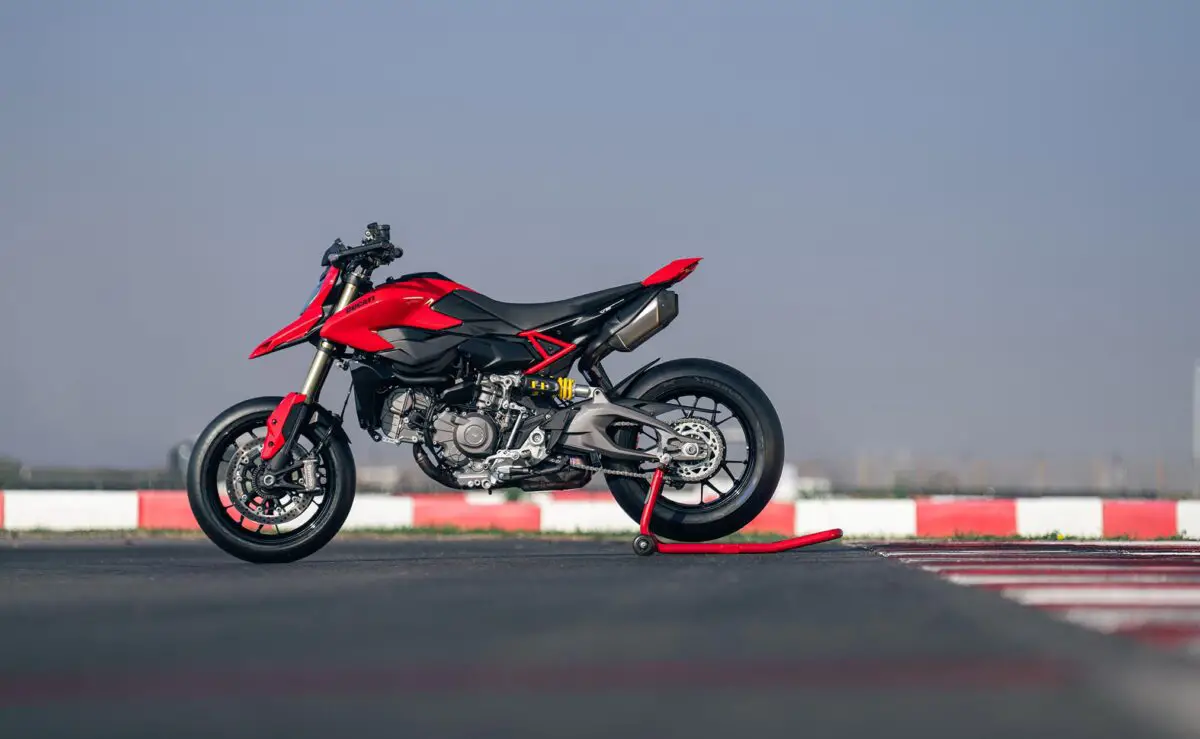 2026 Ducati Hypermotard v2