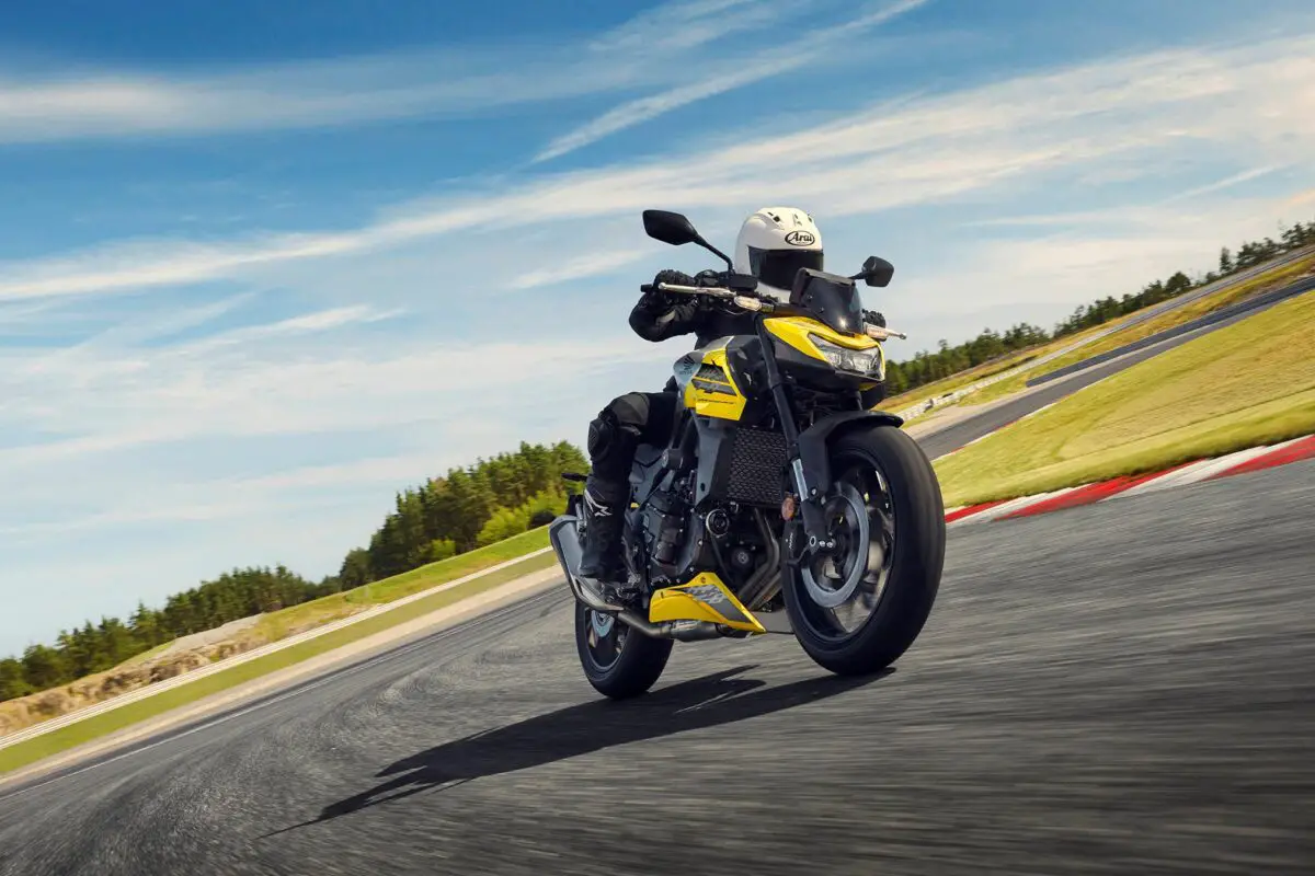 2026 Honda CB750 Hornet E-Clutch