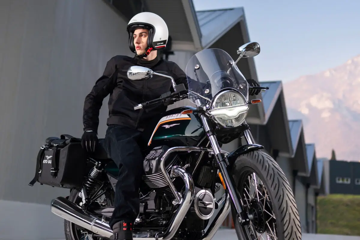 2026 Moto Guzzi V7 Special