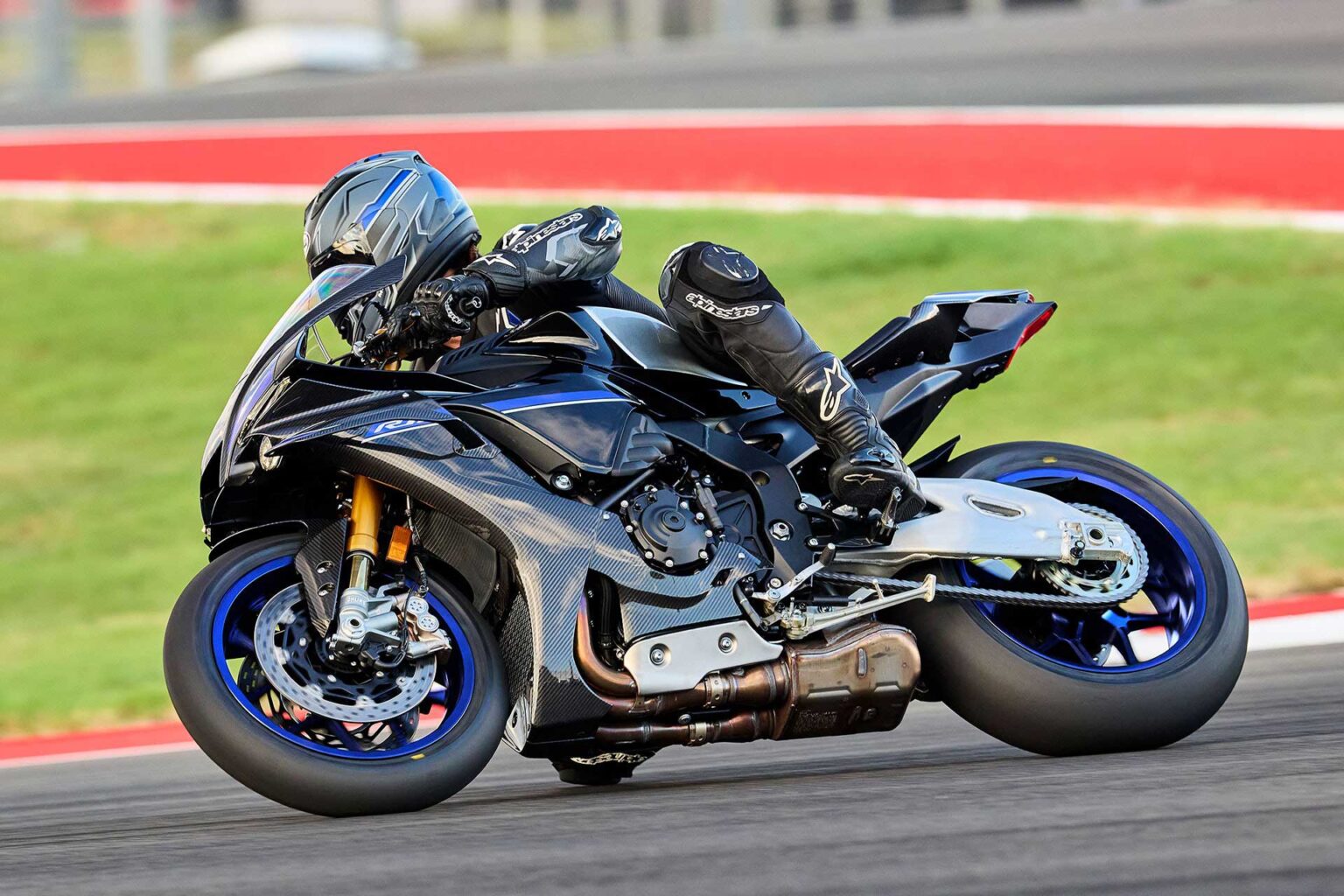 New R1m 2026 Yamaha YZF-R1M Review | Total Motorcycle