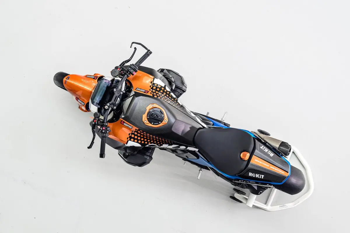 2026 BMW R1300R Superhooligan