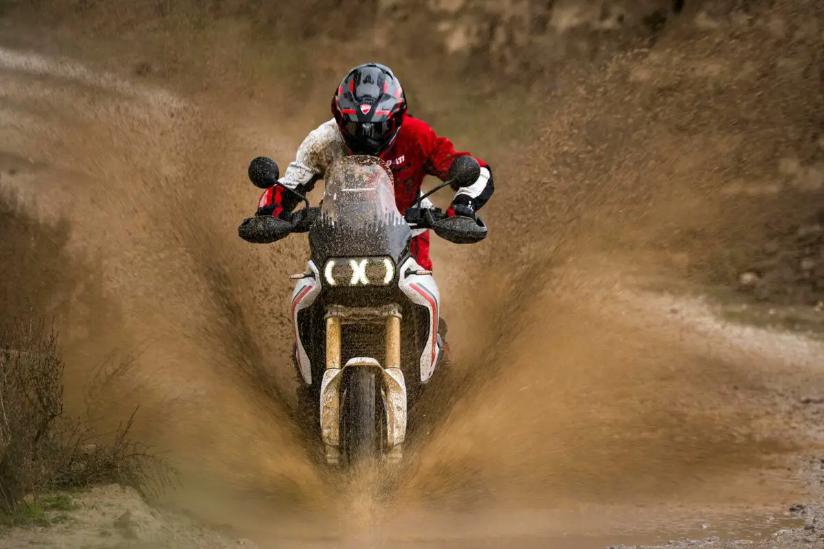 2026 Ducati DesertX V2