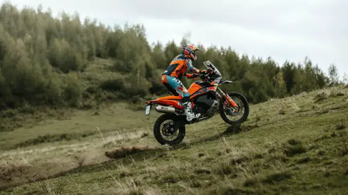 2027 KTM 890 Adventure R Rally