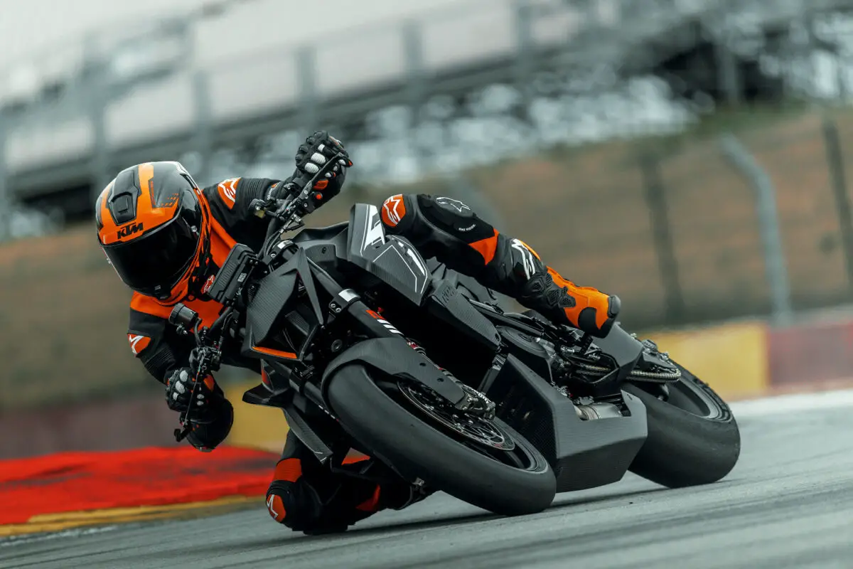 2026 KTM 1390 SUPER DUKE RR Track
