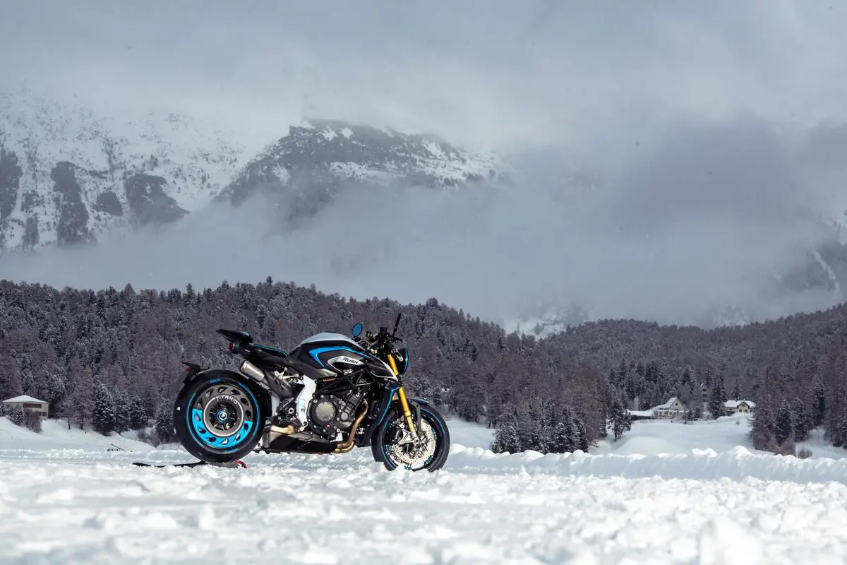 2027 MV Agusta Rush Titanio