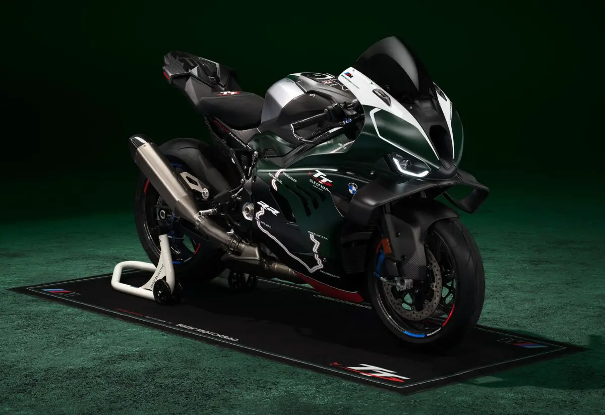 2027 BMW M1000RR Limited Edition Isle of Man TT
