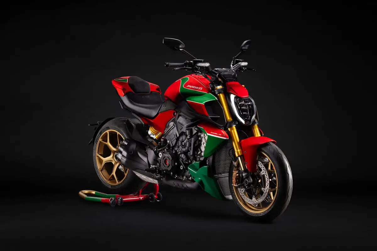 2027 Ducati Diavel V4 100