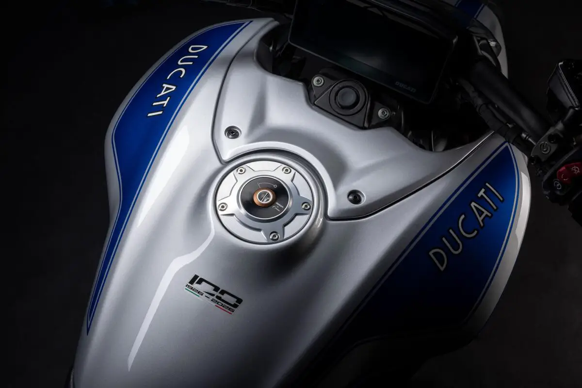 2027 Ducati XDiavel V4 100