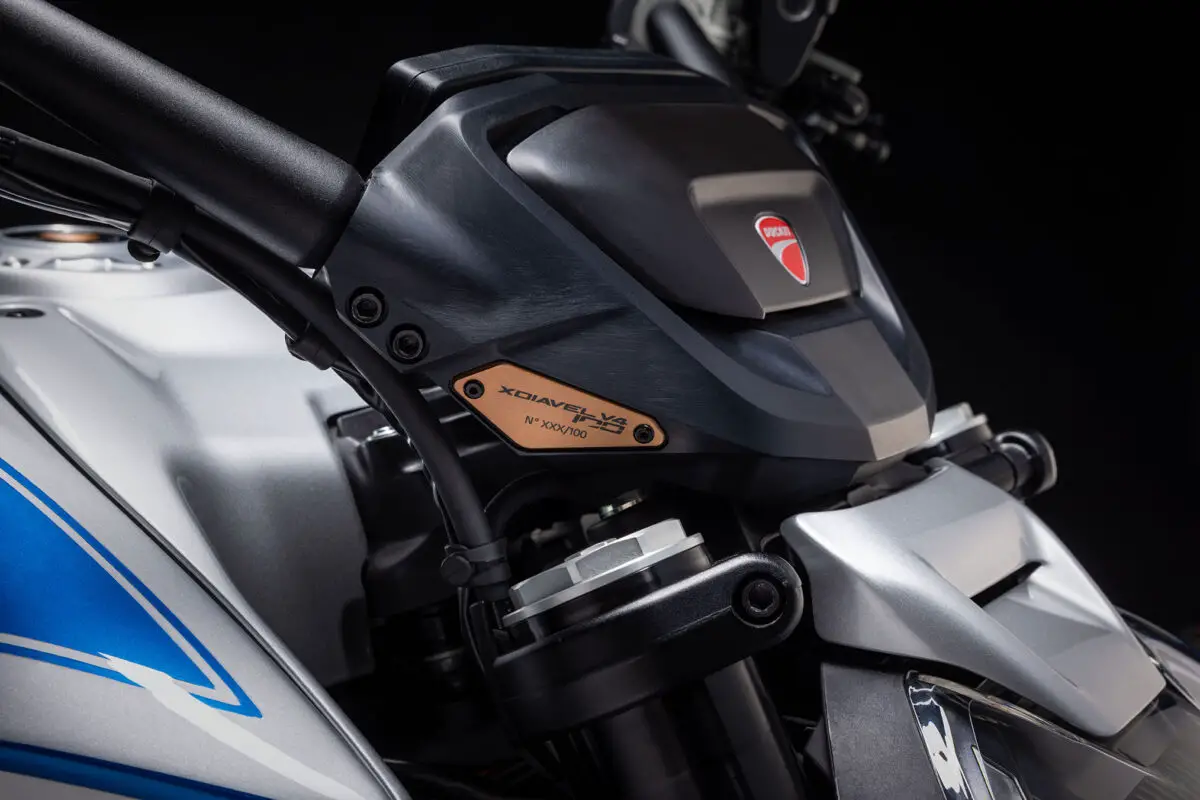 2027 Ducati XDiavel V4 100