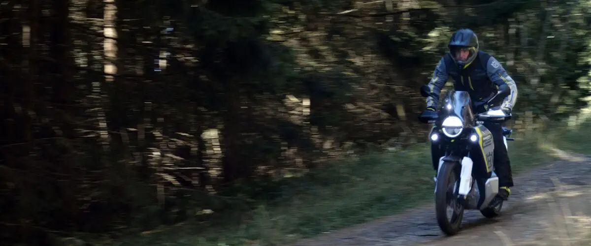 2027 Husqvarna 901