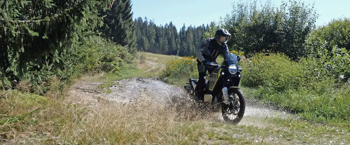 2027 Husqvarna 901