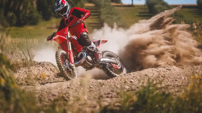 2027-Beta-250-RX-2-Stroke3 2027 Beta 250 RX 2-Stroke