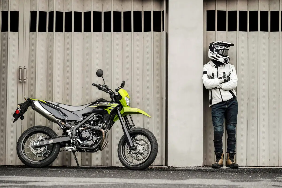 2027 Kawasaki KLX230SM ABS