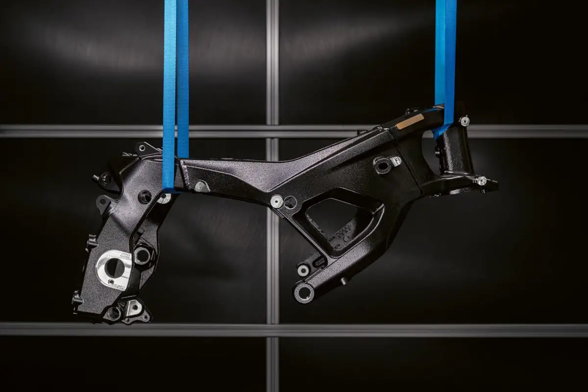 2027 BMW M1000RR