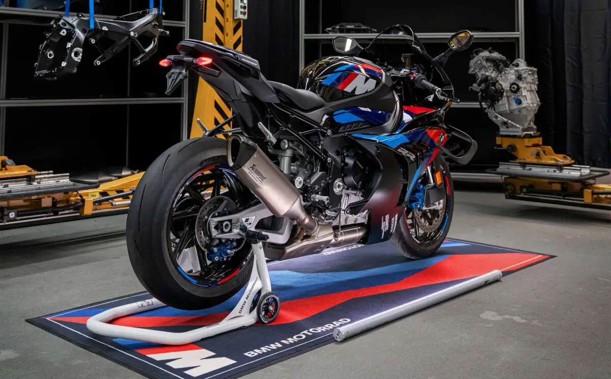 2027 BMW M1000RR