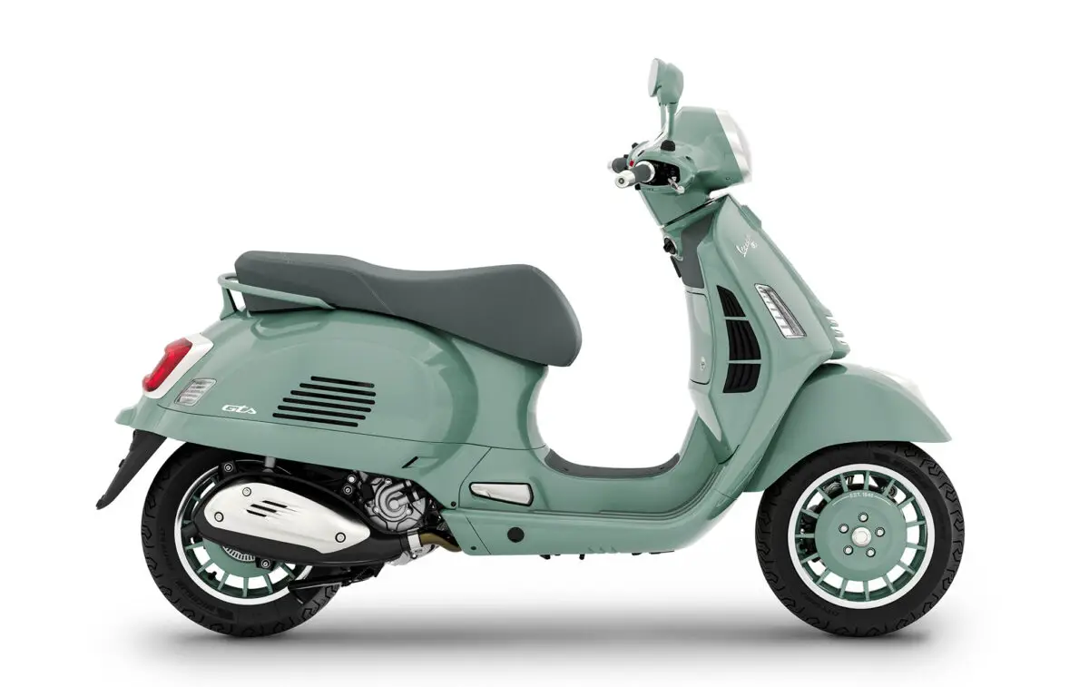 2027 Vespa GTS 310 80th