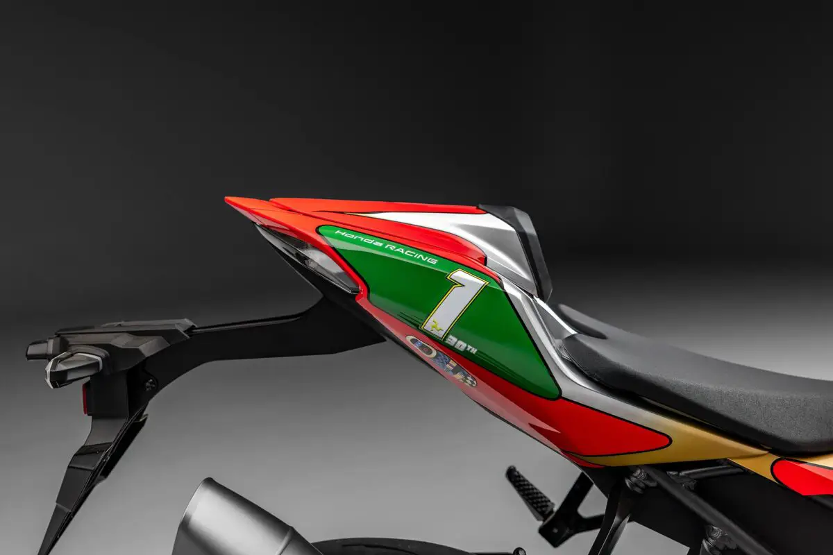 2027 Honda CBR1000RR-R Fireblade SP Limited Edition John McGuinness 30th Anniversary Replica