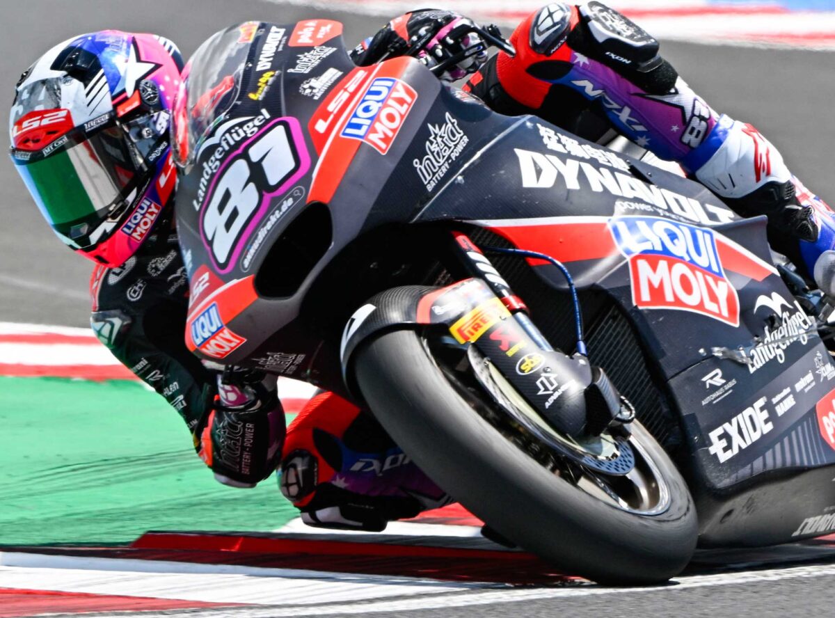 2027 Triumph New 765cc Moto2 Race Engine