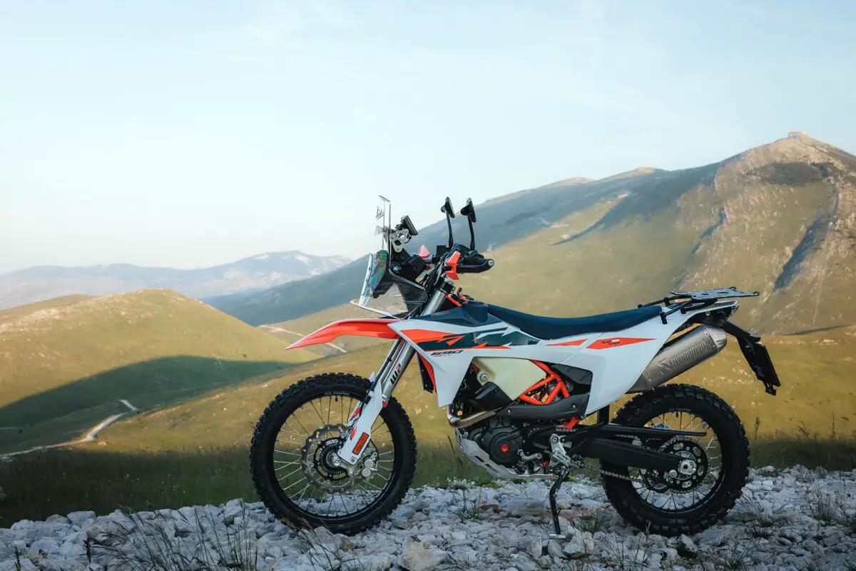 2027 KTM 690 Rally