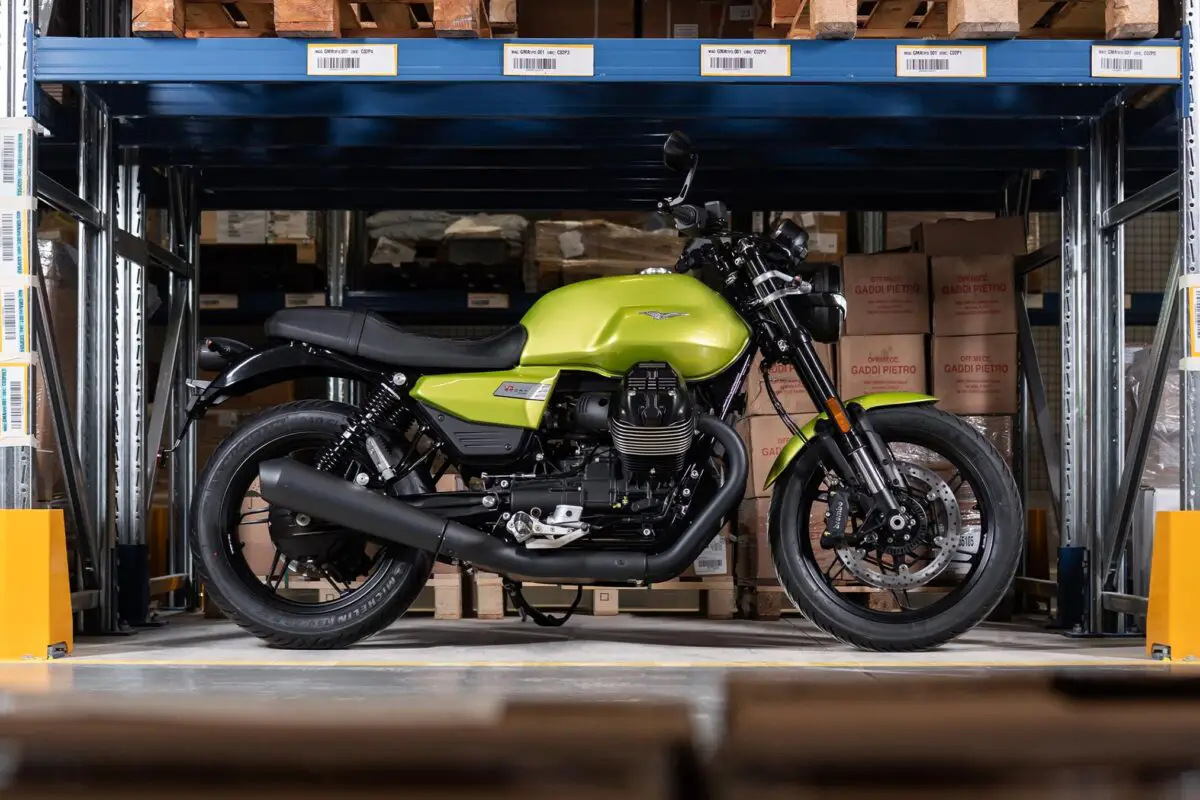 2027 Moto Guzzi V7 Sport