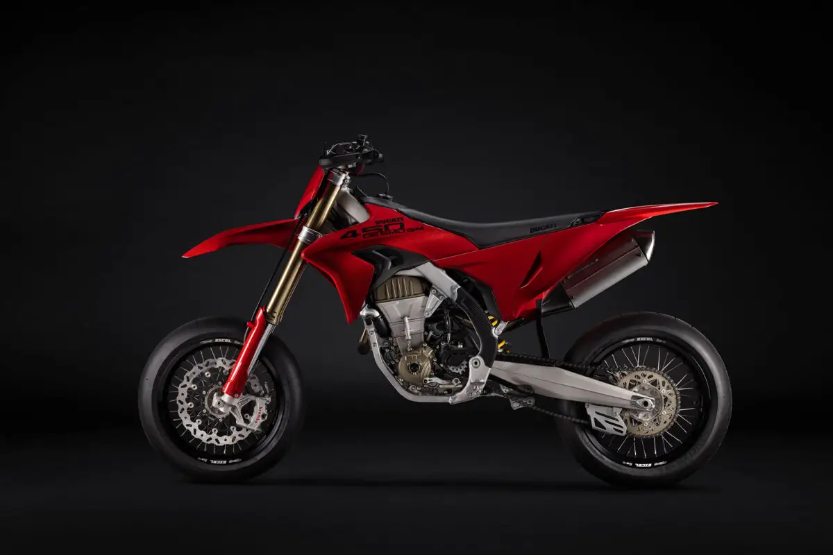2027 Ducati Desmo450 SM