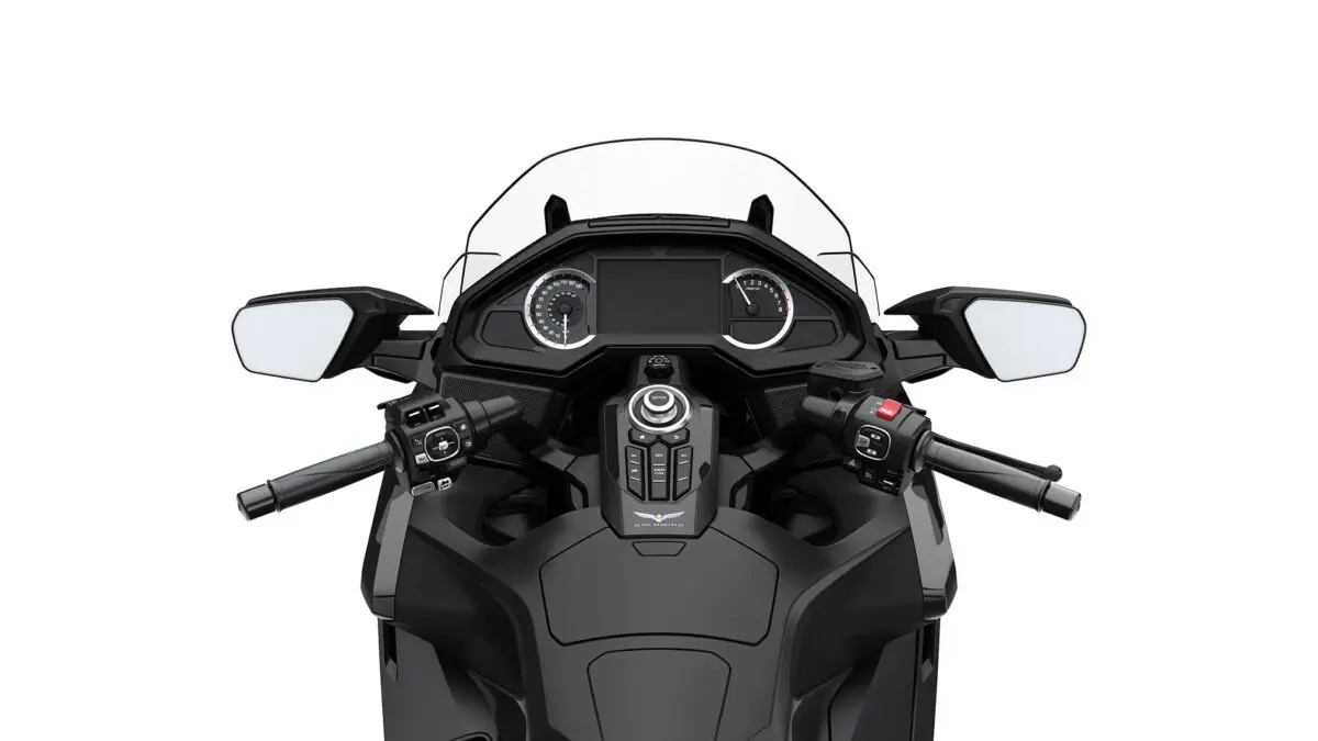 2027 Honda Gold Wing Automatic DCT