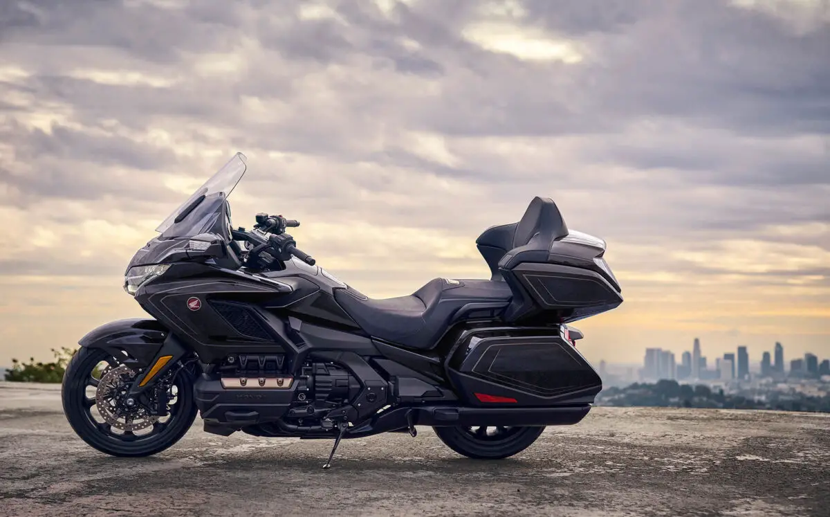2027 Honda Gold Wing Tour Airbag Automatic DCT