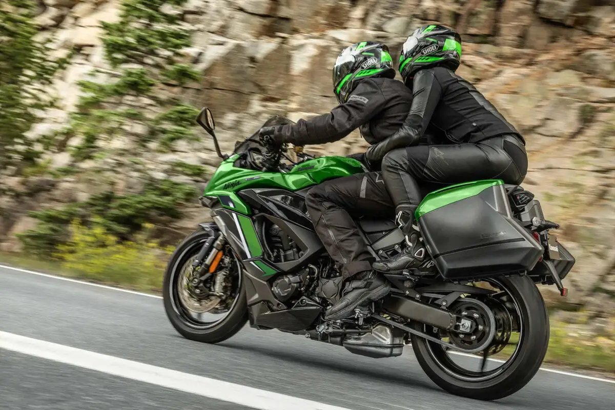2027 Kawasaki Ninja 1100SX SE ABS