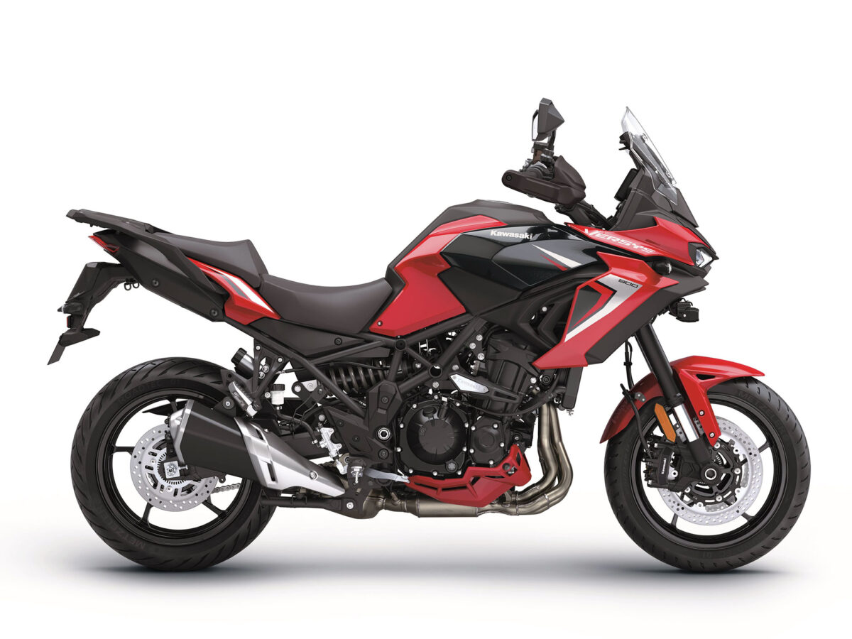 2027 Kawasaki Versys 900 SE LT ABS