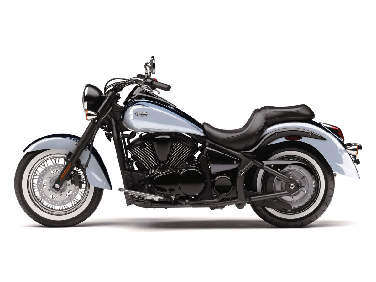 2027 Kawasaki Vulcan 900 Classic